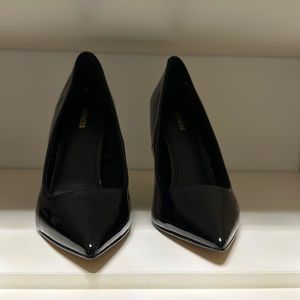 Express size 8 heels